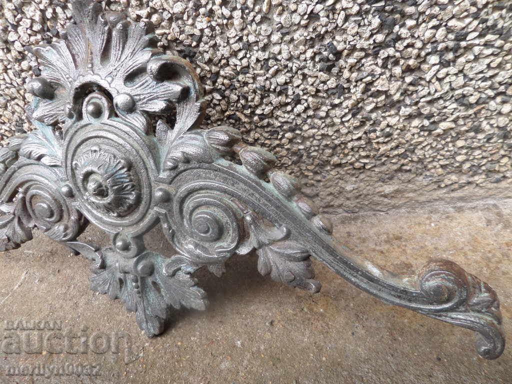Декорация пано от релефен чугун края на 19ти век барелеф с цена 99.00 лв. | € 50.62 Декорация пано от релефен чугун края на 19ти век барелеф с цена 99.00 лв. | € 50.62