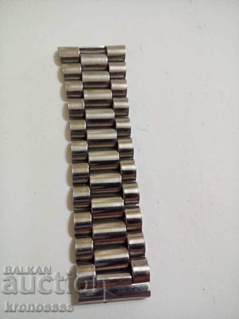 Част от верижка с цена 2.00 лв. | € 1.02 Част от верижка с цена 2.00 лв. | € 1.02