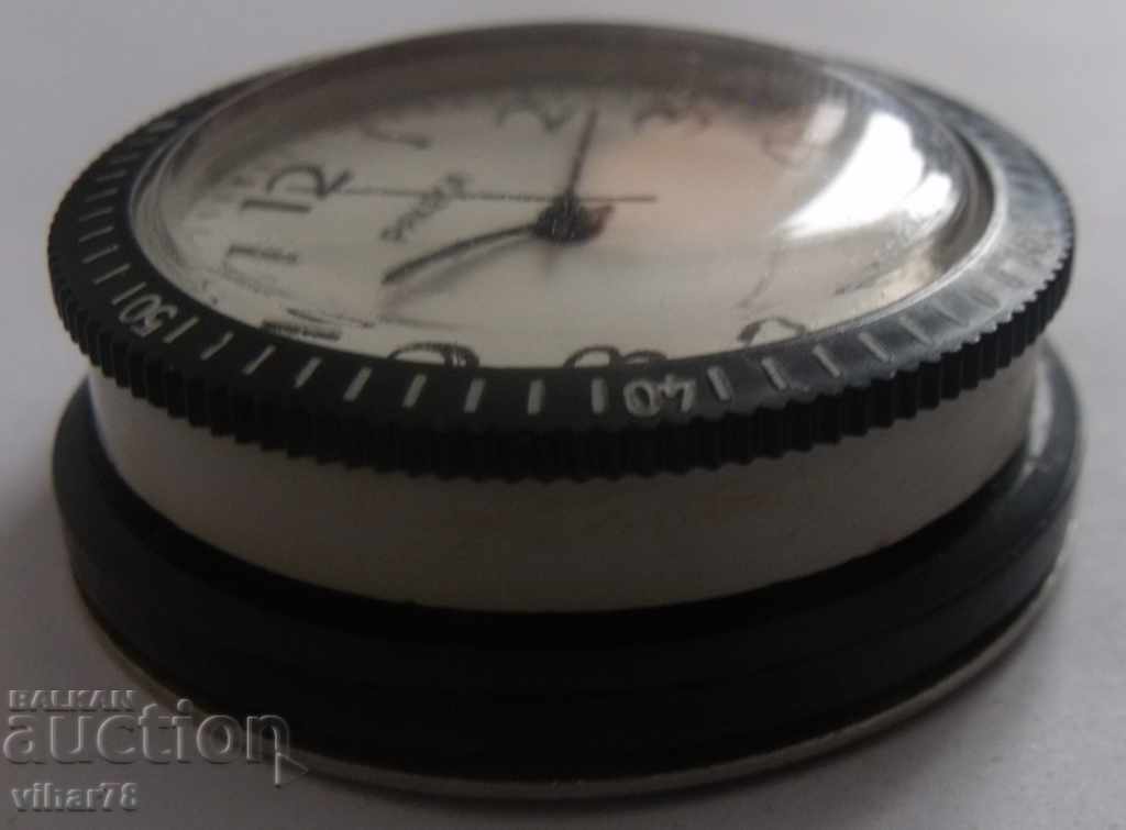 Παράδοση ΣΠΑΝΙΑ ρολόι τσέπης-RAKETA-ρόκα-MAGNET ΜΕ ΠΙΣΩ Παράδοση ΣΠΑΝΙΑ ρολόι τσέπης-RAKETA-ρόκα-MAGNET ΜΕ ΠΙΣΩ