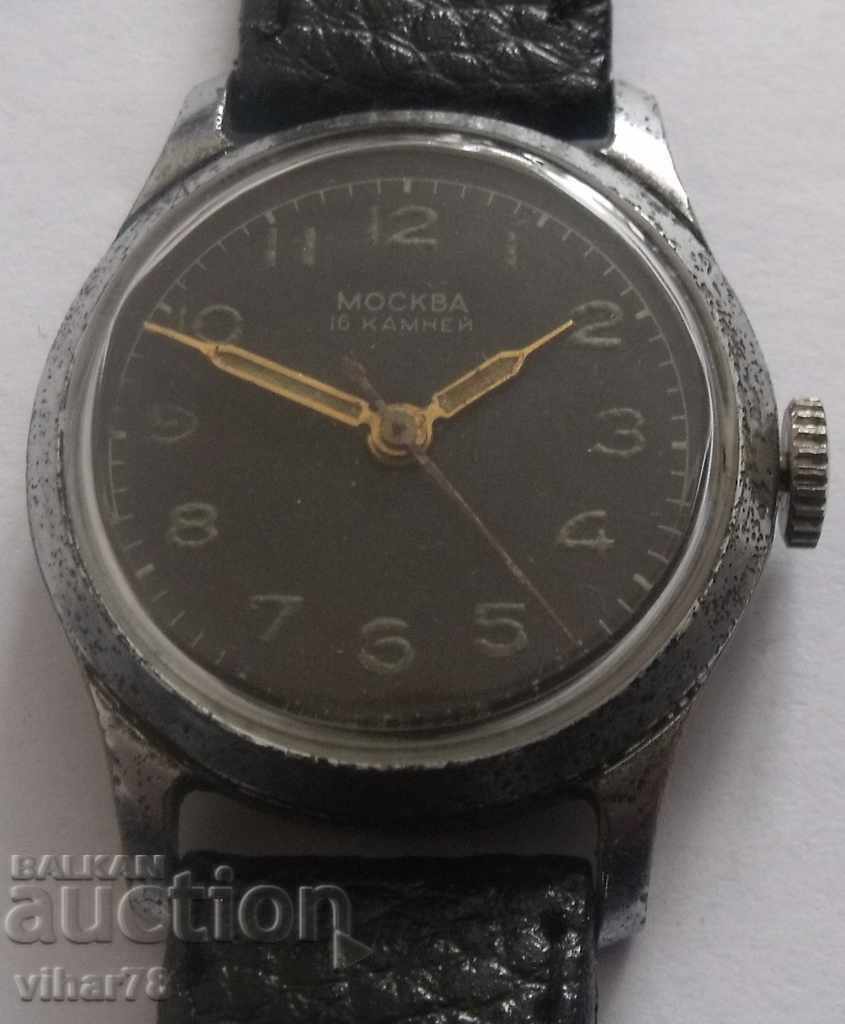 МОСКВА-МЪЖКИ ЧАСОВНИК с цена € 35.99 | 70.39 лв.