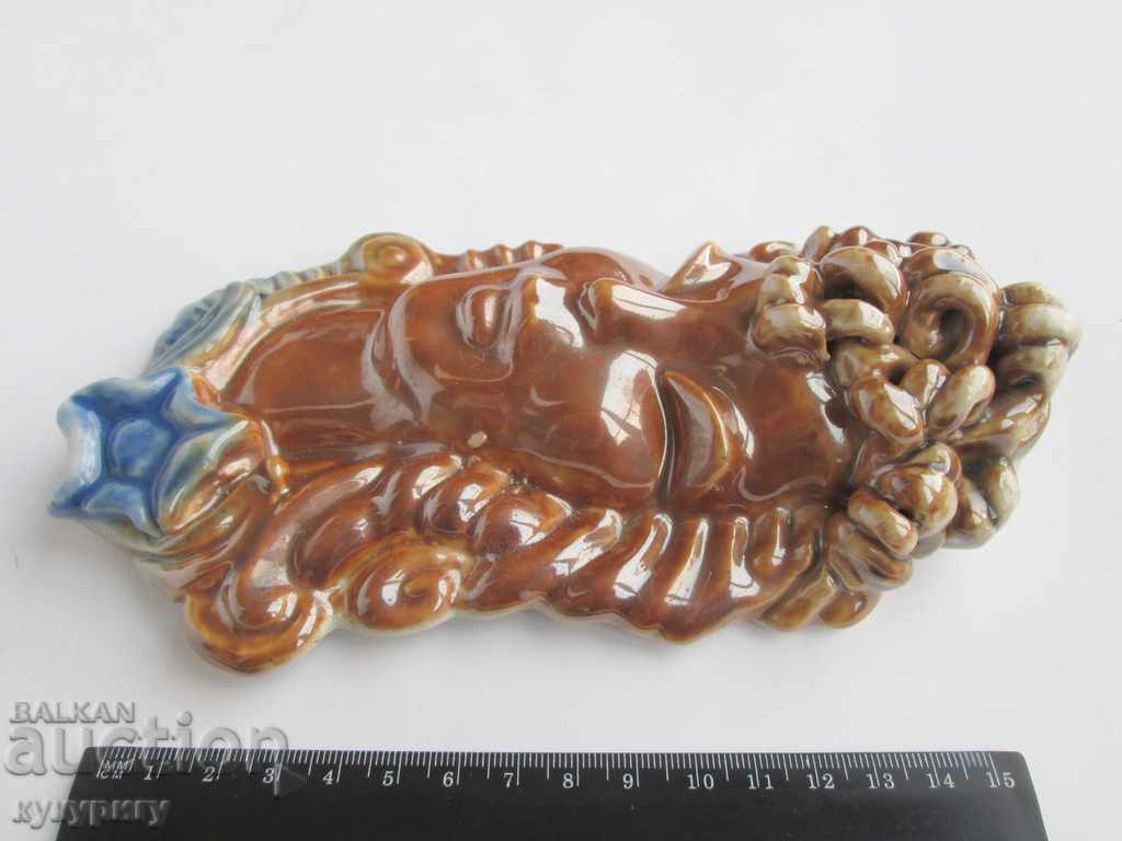 Licitație masca de porțelan veche de o femeie figura Art Deco Licitație masca de porțelan veche de o femeie figura Art Deco