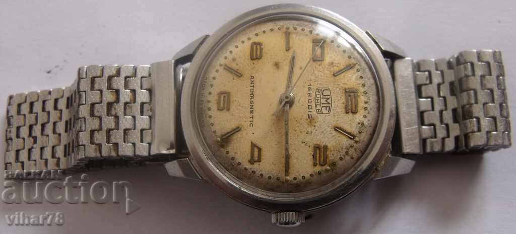 Auction RED MODEL-RUCHLA Auction RED MODEL-RUCHLA