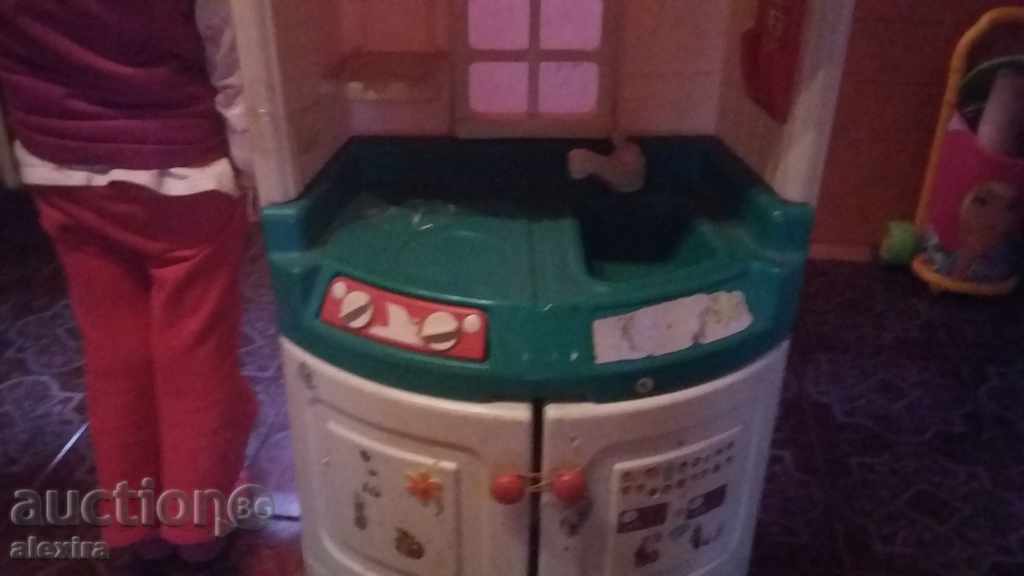 Auction baby kitchen large Auction baby kitchen large