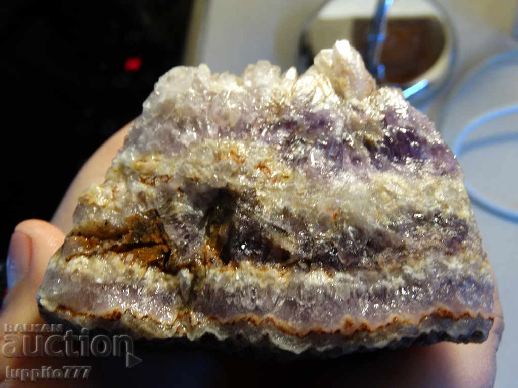 amethyst with quartz natural mineral ore with price 47.99 BGN | € 24.54