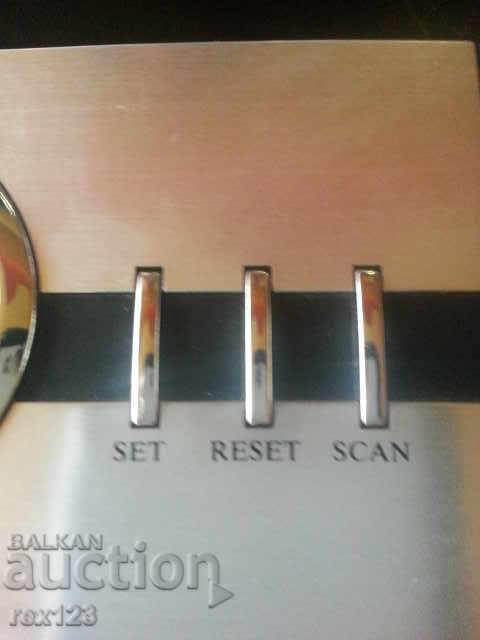 RADIO. tranzistor cu preț 7.00 BGN | € 3.58 RADIO. tranzistor cu preț 7.00 BGN | € 3.58