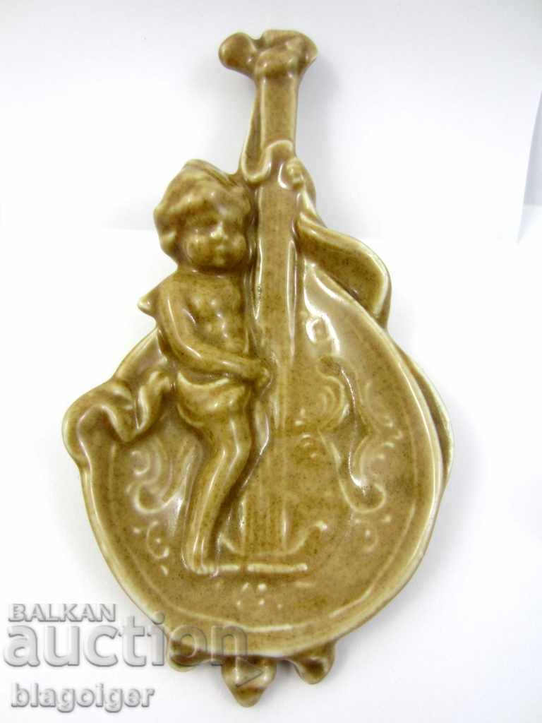 Auction PORCELAIN FIGURE-PORCELAIN-DECOR-SOUVENIR-GIFT-BEAUTY Auction PORCELAIN FIGURE-PORCELAIN-DECOR-SOUVENIR-GIFT-BEAUTY