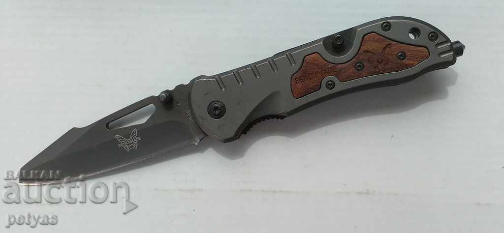 Knife, foldable, Benchmade 120 x 210 with price 16.00 BGN | € 8.18 Knife, foldable, Benchmade 120 x 210 with price 16.00 BGN | € 8.18