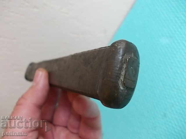 Delivery of Divit Delivery of Divit