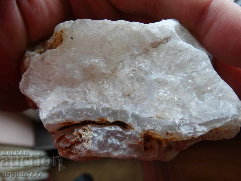 cuarț geode minereu minerale naturale cu preț 29.99 BGN | € 15.33 cuarț geode minereu minerale naturale cu preț 29.99 BGN | € 15.33