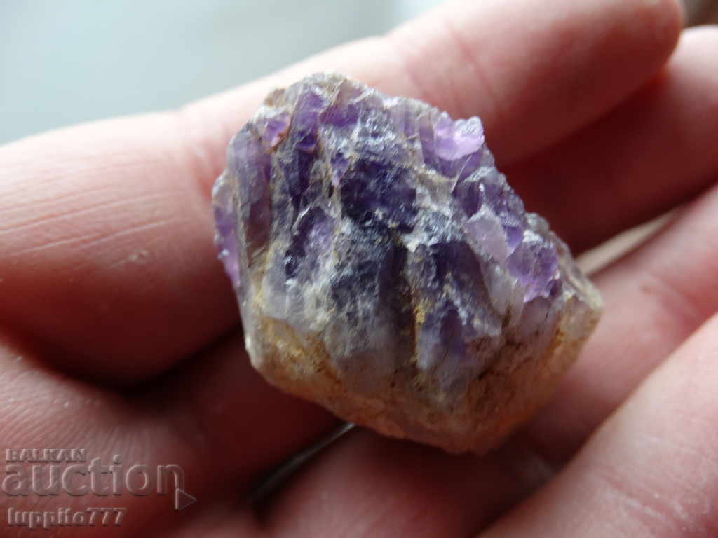 cuart ametist minereu minerale naturale cu preț 19.99 BGN | € 10.22 cuart ametist minereu minerale naturale cu preț 19.99 BGN | € 10.22