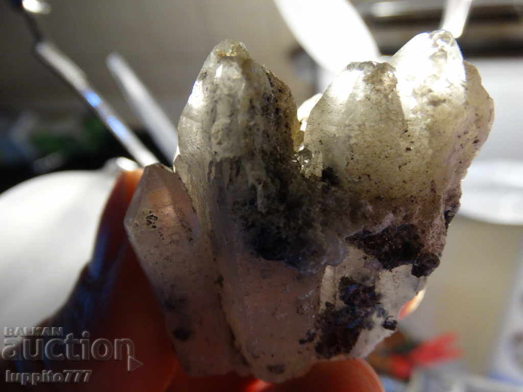 Δημοπρασία ΣΗΜΕΙΑ χαλαζία Geode φυσικό μεταλλικό μετάλλευμα Δημοπρασία ΣΗΜΕΙΑ χαλαζία Geode φυσικό μεταλλικό μετάλλευμα