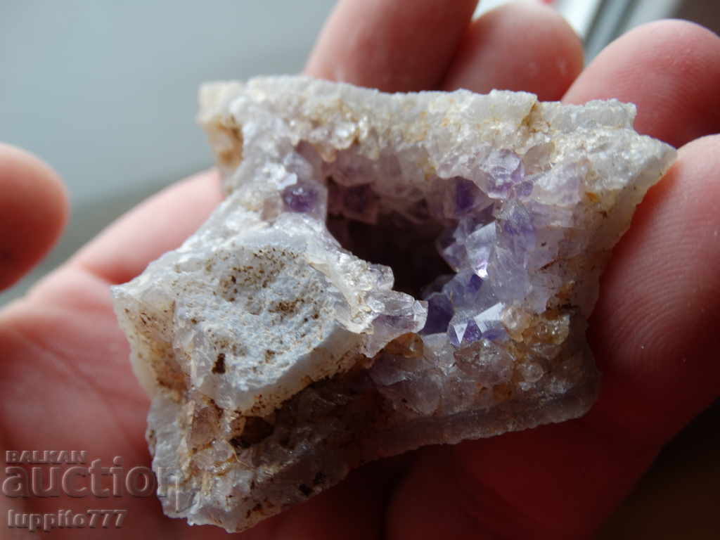 quartz druza amethyst geoda natural mineral ore with price 22.99 BGN | € 11.75 quartz druza amethyst geoda natural mineral ore with price 22.99 BGN | € 11.75