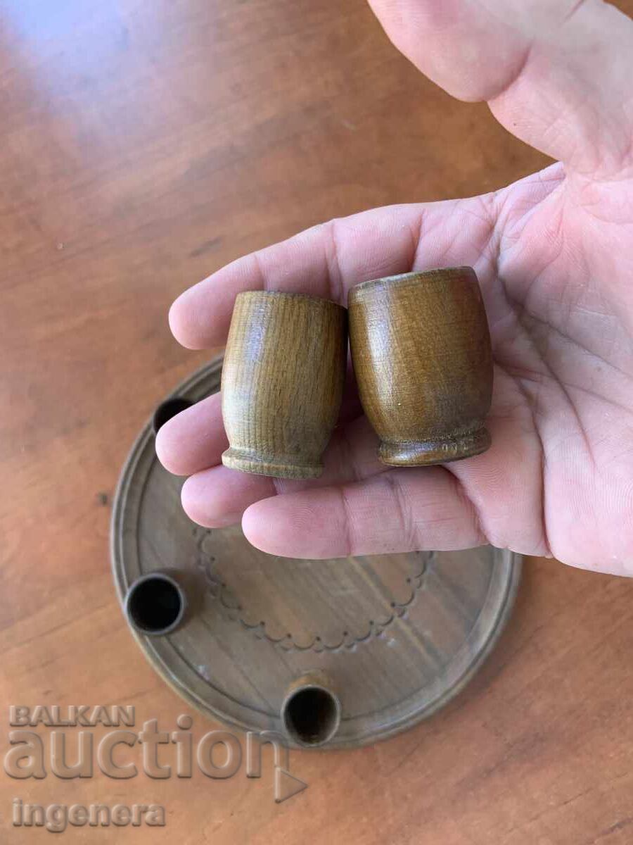 Tăiere în lemn farfurie farfurii pahare de rachiu serviciu cu preț 24.00 BGN | € 12.27 Tăiere în lemn farfurie farfurii pahare de rachiu serviciu cu preț 24.00 BGN | € 12.27