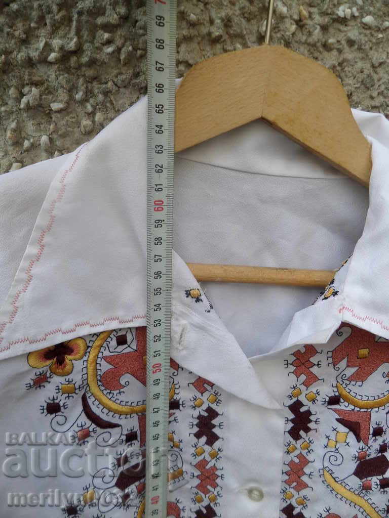 Old shirt with embroidery costume - 5 Old shirt with embroidery costume - 5