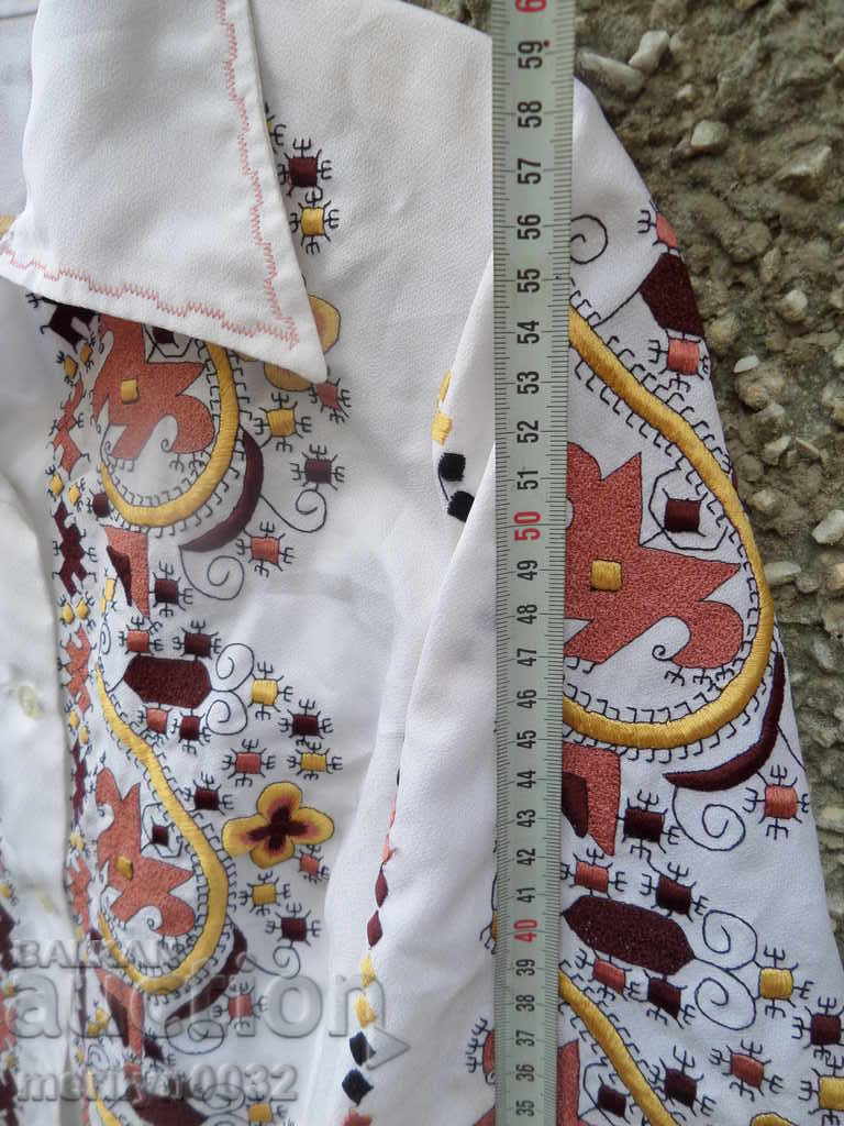 Old shirt with embroidery costume - 6 Old shirt with embroidery costume - 6