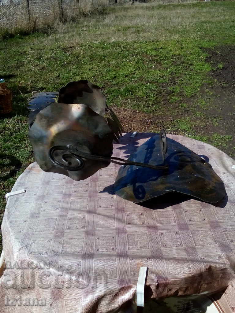 Auction Supply, lamp stand, flashlight Auction Supply, lamp stand, flashlight