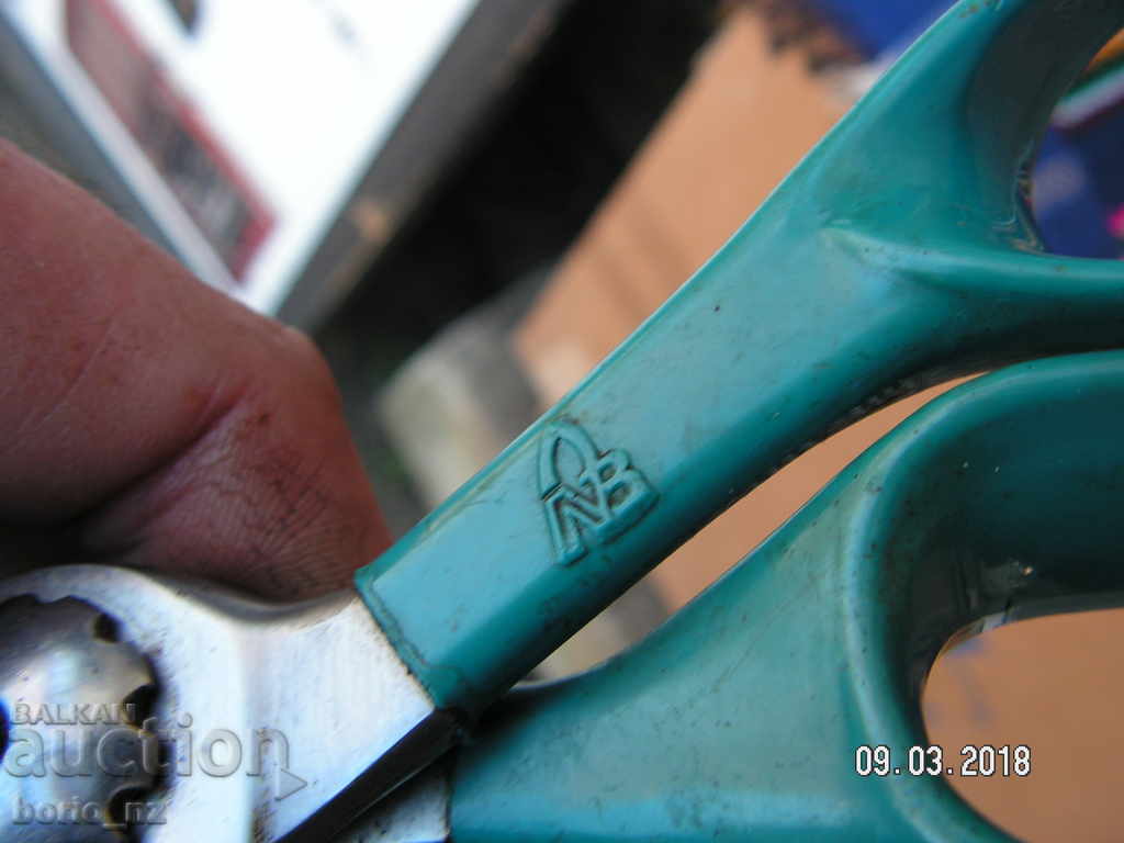 9036. RUSSIAN SOMETHING CRAFT KNIVES RETAINED ROW USSR - 5