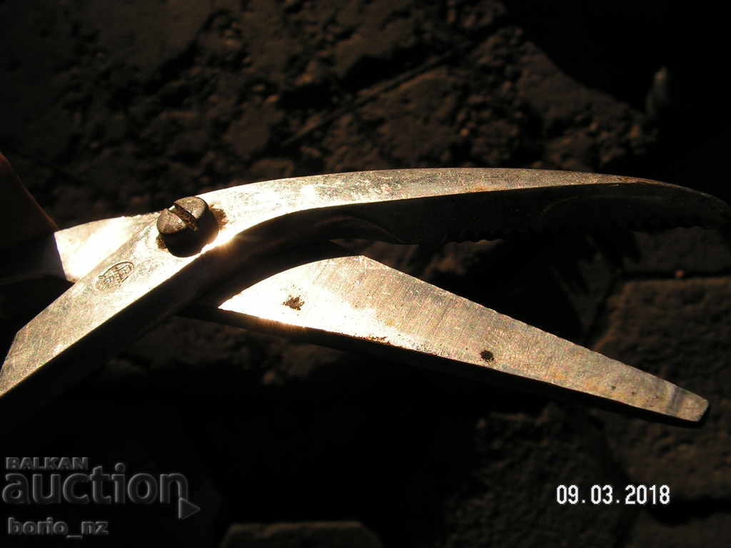 9045. STAR KITCHEN KNIVES LOADED RED - 7 9045. STAR KITCHEN KNIVES LOADED RED - 7