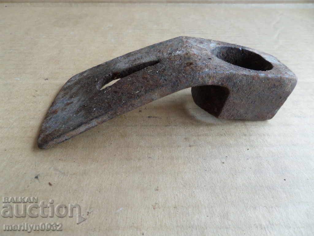 Dulgher Tesla ax ax tool with price 38.00 BGN | € 19.43 Dulgher Tesla ax ax tool with price 38.00 BGN | € 19.43