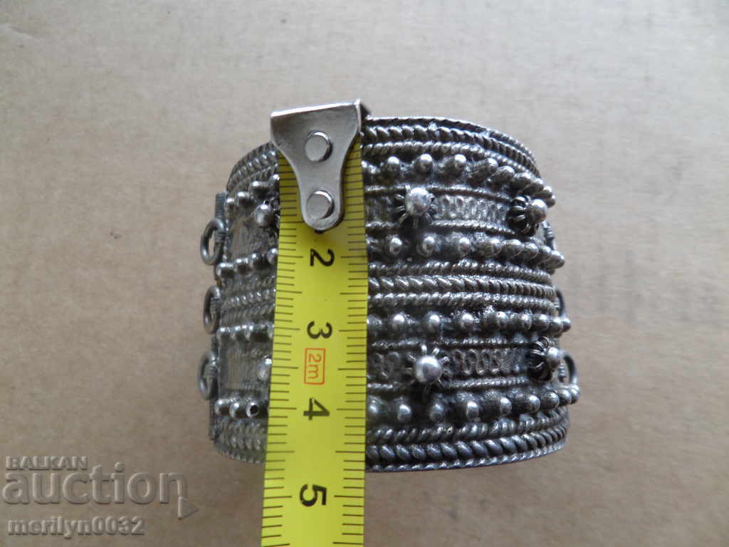 Bracelet Bracelet Bracelet Silver Saucer 18th century jewelery jewel with price 399.00 BGN | € 204.01