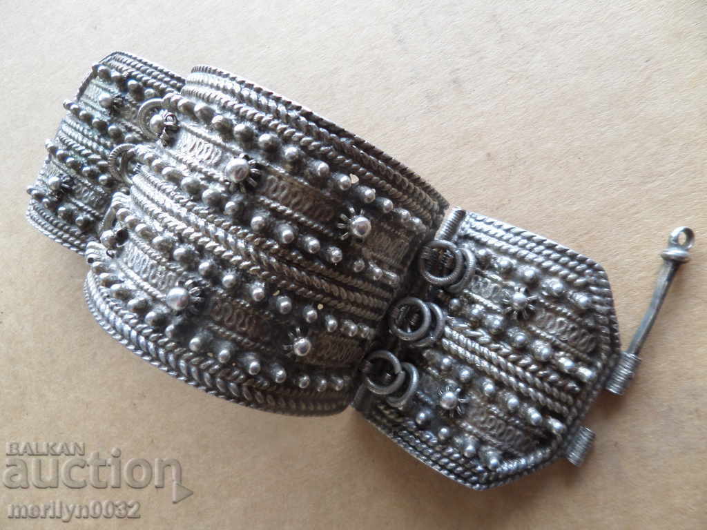 Auction  Bracelet Bracelet Bracelet Silver Saucer 18th century jewelery jewel