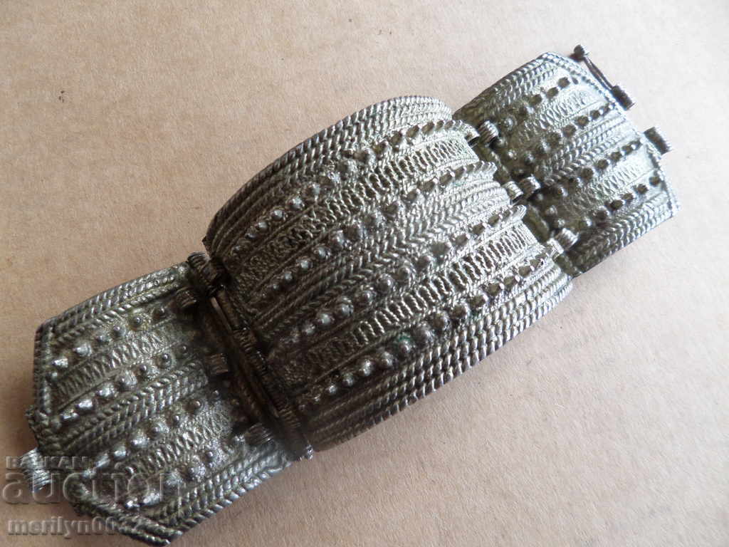 Bracelet Bracelet Bracelet Silver Saucer 18th century jewelery jewel with price 399.00 BGN | € 204.01 Bracelet Bracelet Bracelet Silver Saucer 18th century jewelery jewel with price 399.00 BGN | € 204.01