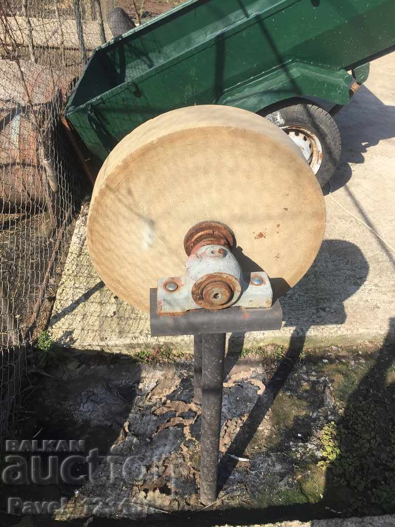 Auction a very large and old knife blade with a stand Auction a very large and old knife blade with a stand