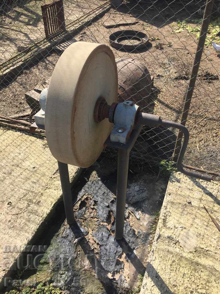 a very large and old knife blade with a stand - 5 a very large and old knife blade with a stand - 5