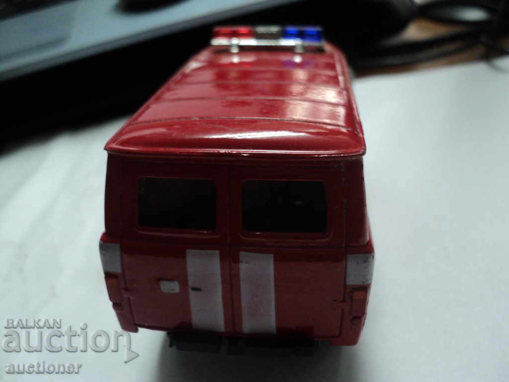 Auction UAZ-39625 WITH LIPS. Auction UAZ-39625 WITH LIPS.