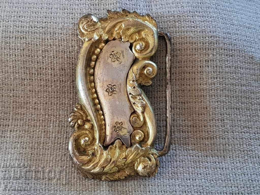 Възрожденска СРЕБЪРНА тока пафта с позлата пафти носия с цена € 130.00 | 254.26 лв.