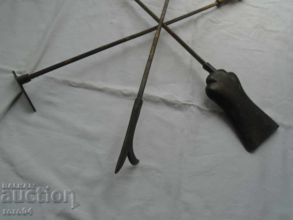 MASSIVE STAR BRONZE CAMERA COMPARTMENT with price 95.00 BGN | € 48.57