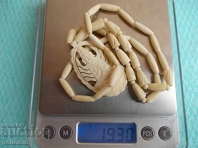 Auction Ivory jewelry - 2 Auction Ivory jewelry - 2