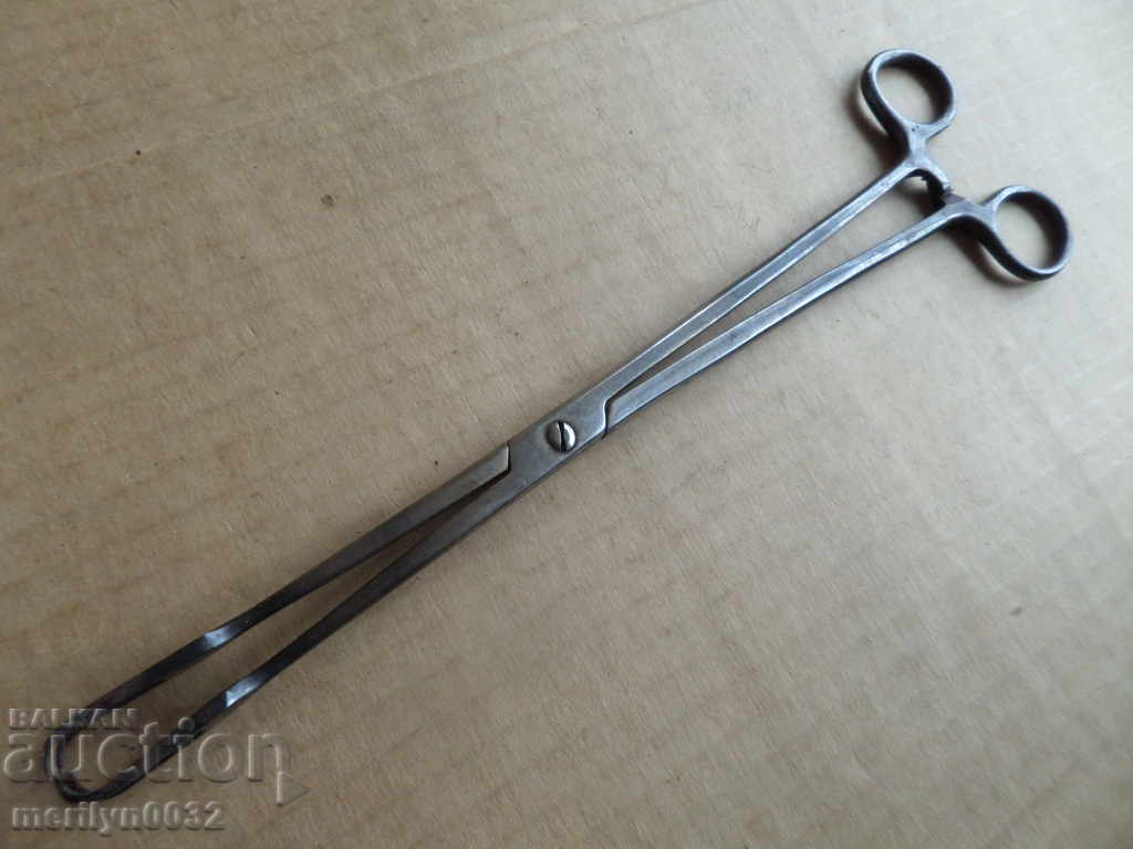 Хирургически ножици медицински инструмент