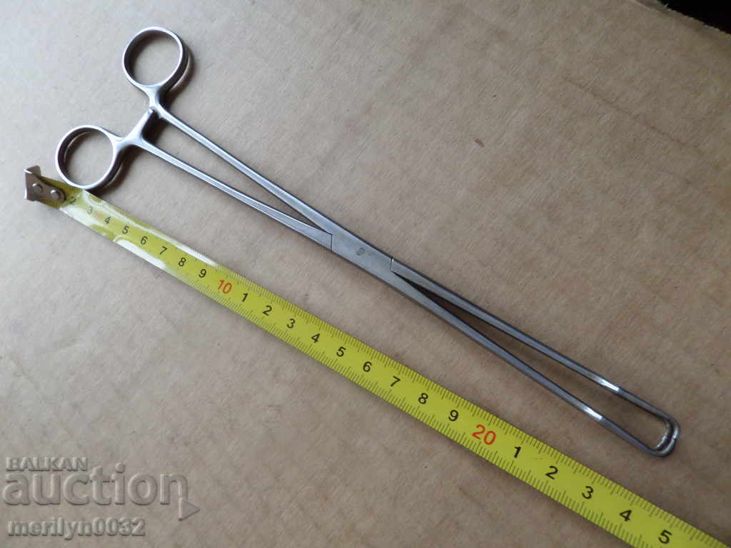 Delivery of Surgical Scissors Medical Instrument Delivery of Surgical Scissors Medical Instrument