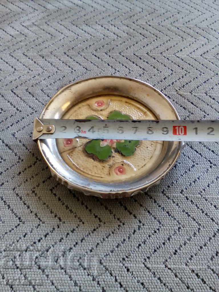 Old ashtray with price 9.00 BGN | € 4.60