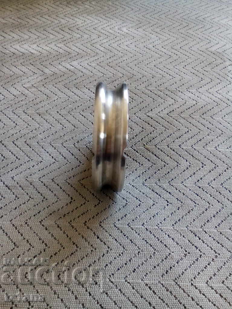 Delivery of Old ashtray Delivery of Old ashtray