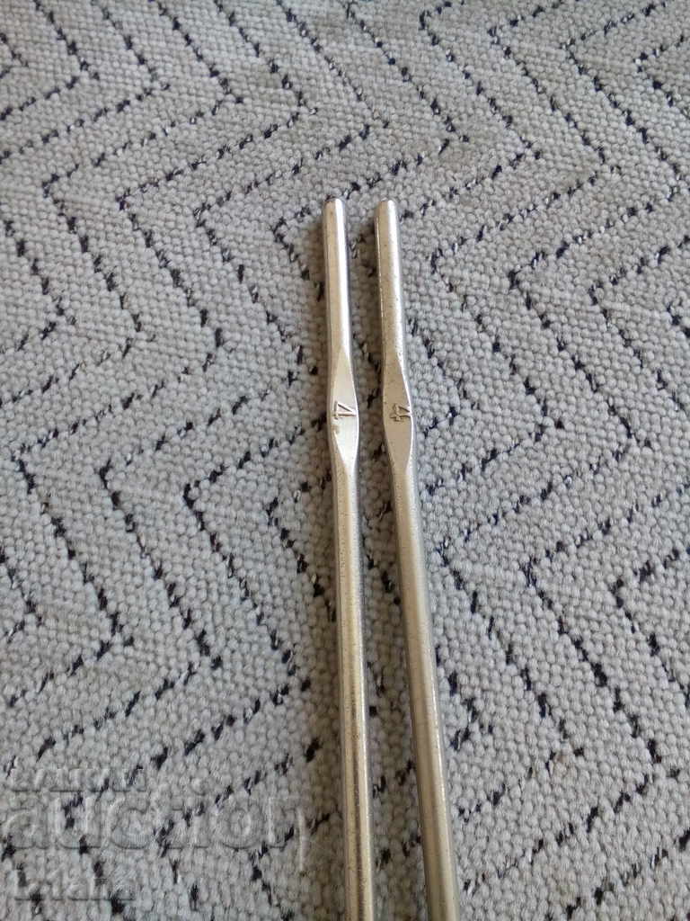 Old knitting needles with price 6.00 BGN | € 3.07 Old knitting needles with price 6.00 BGN | € 3.07