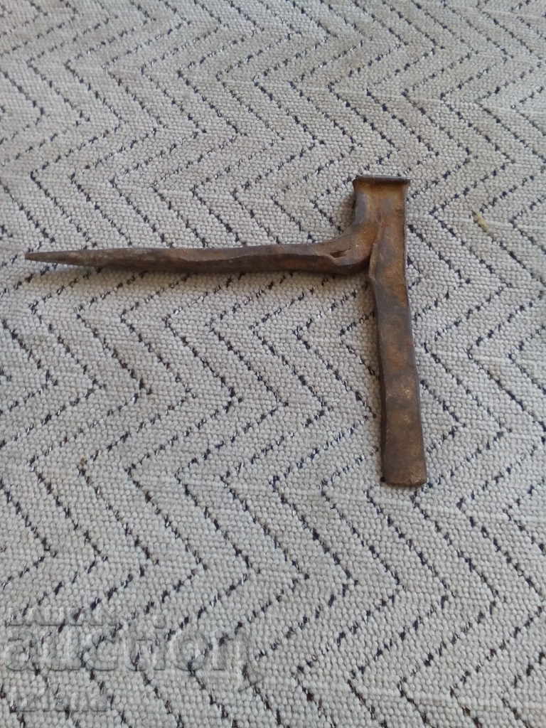 Auction Ancient tool Auction Ancient tool