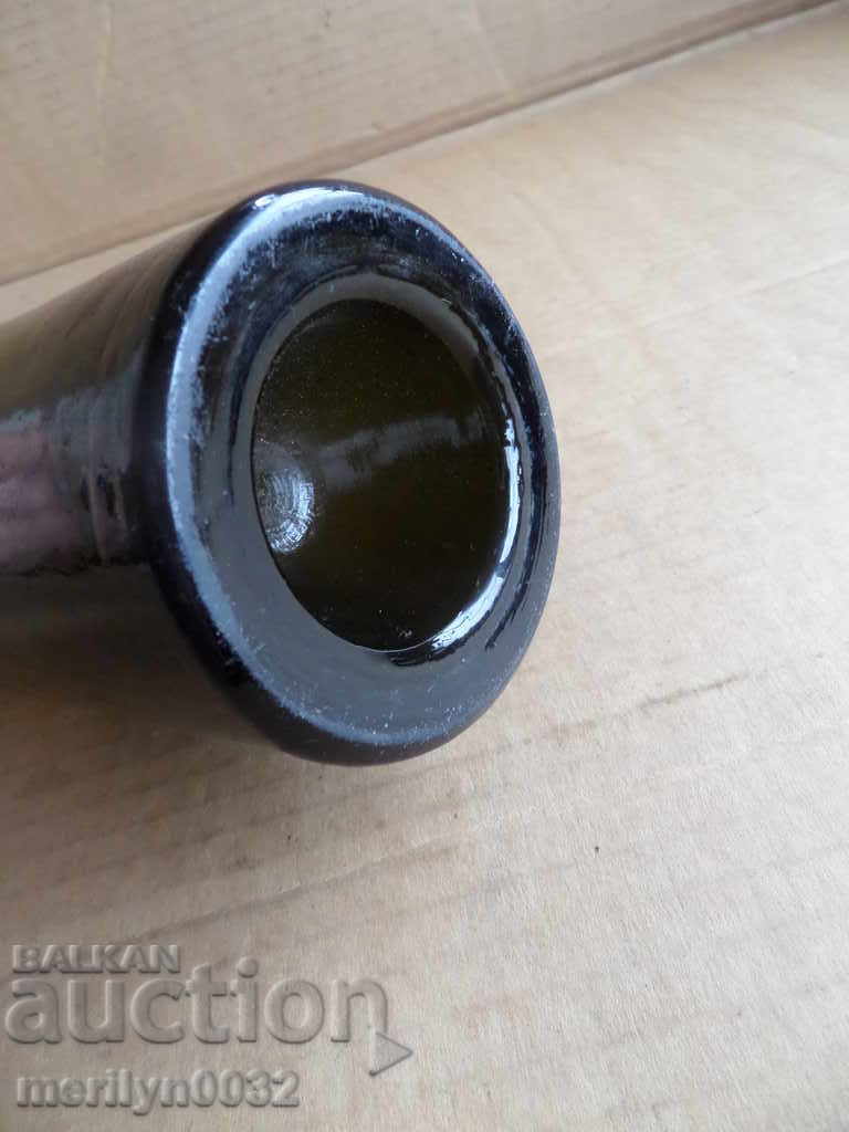 Παλιά μπουκάλι μπουκάλι κρασί με τιμή 38.00 BGN | € 19.43 Παλιά μπουκάλι μπουκάλι κρασί με τιμή 38.00 BGN | € 19.43