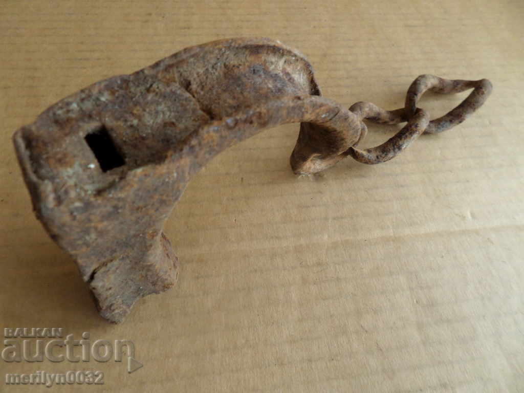 Part of hand-forged bukai with wrought iron key shackles - 5 Part of hand-forged bukai with wrought iron key shackles - 5