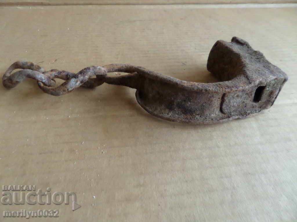 Part of hand-forged bukai with wrought iron key shackles - 7 Part of hand-forged bukai with wrought iron key shackles - 7