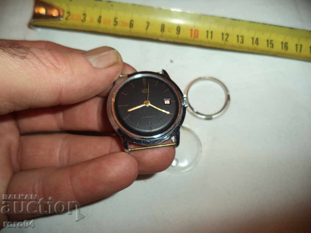 RED BLUE UMF RUHLA ANTIMAGNETIC - 6 RED BLUE UMF RUHLA ANTIMAGNETIC - 6