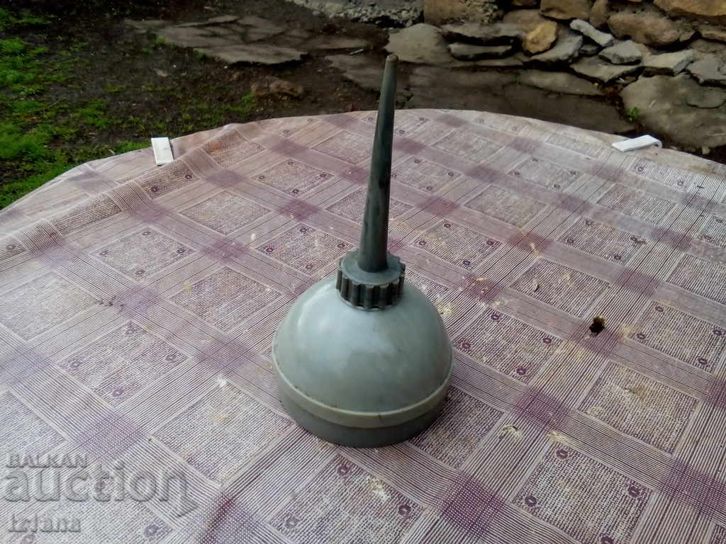 Old olive oil with price 11.00 BGN | € 5.62 Old olive oil with price 11.00 BGN | € 5.62