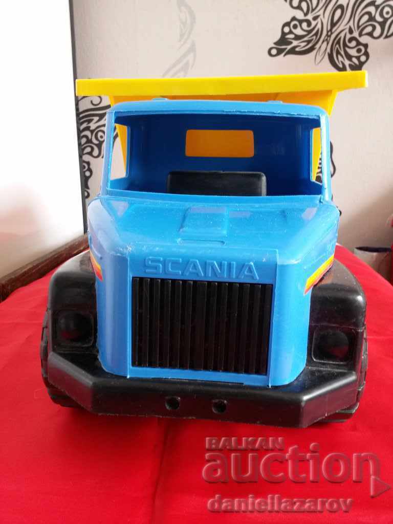 Играчка Много Голям Камион SKANIA - Финландия с цена € 25.00 | 48.90 лв.