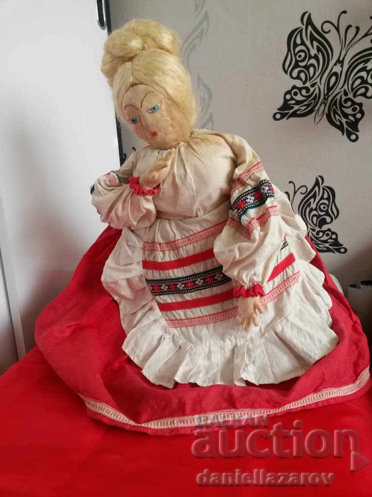 Τεράστια παλιά ρωσική κούκλα για samovars