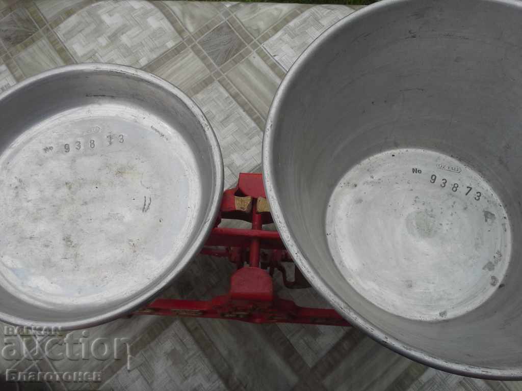 Delivery of Old scales weights weights Delivery of Old scales weights weights