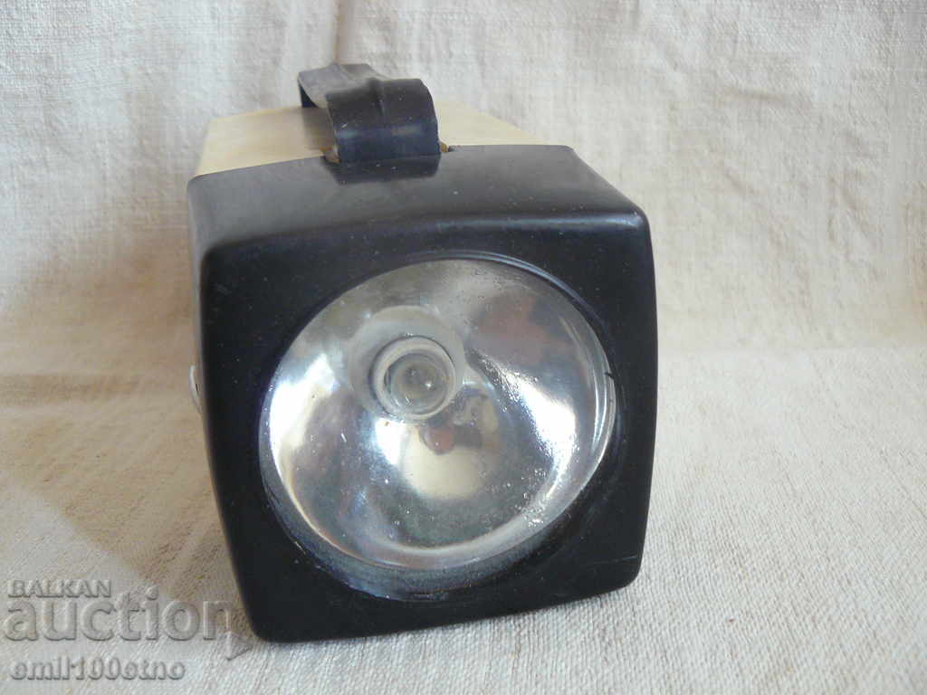 Delivery of Flashlight - spotlight - signal lamp Tourist USSR Delivery of Flashlight - spotlight - signal lamp Tourist USSR