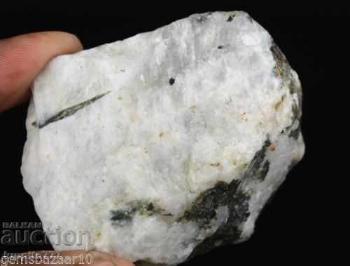 670 carat lunar stone with price 89.99 BGN | € 46.01 670 carat lunar stone with price 89.99 BGN | € 46.01