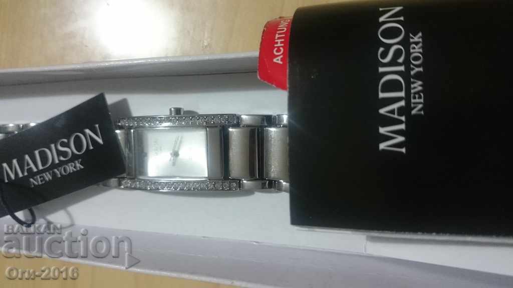 Delivery of Clock MADISON Delivery of Clock MADISON