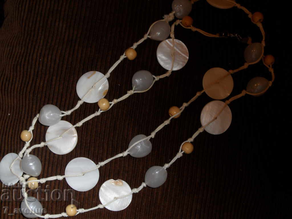 COLLEGE - mother of pearl, white stones 120 cm